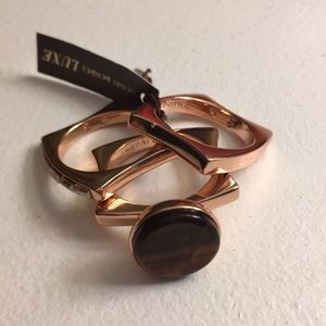 Henri Bendel Square Ring Set